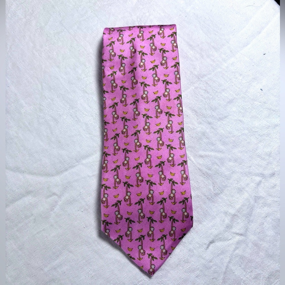 Brooks Brothers Men’s 100% Silk Pink Monkey Tie